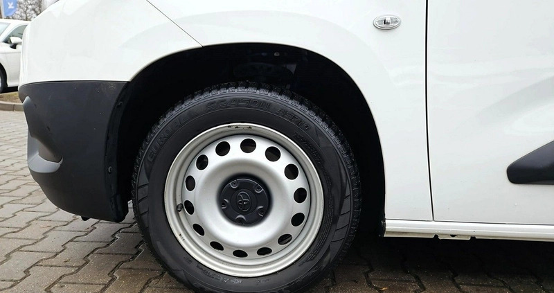 Toyota Proace City cena 72900 przebieg: 72640, rok produkcji 2021 z Nasielsk małe 352